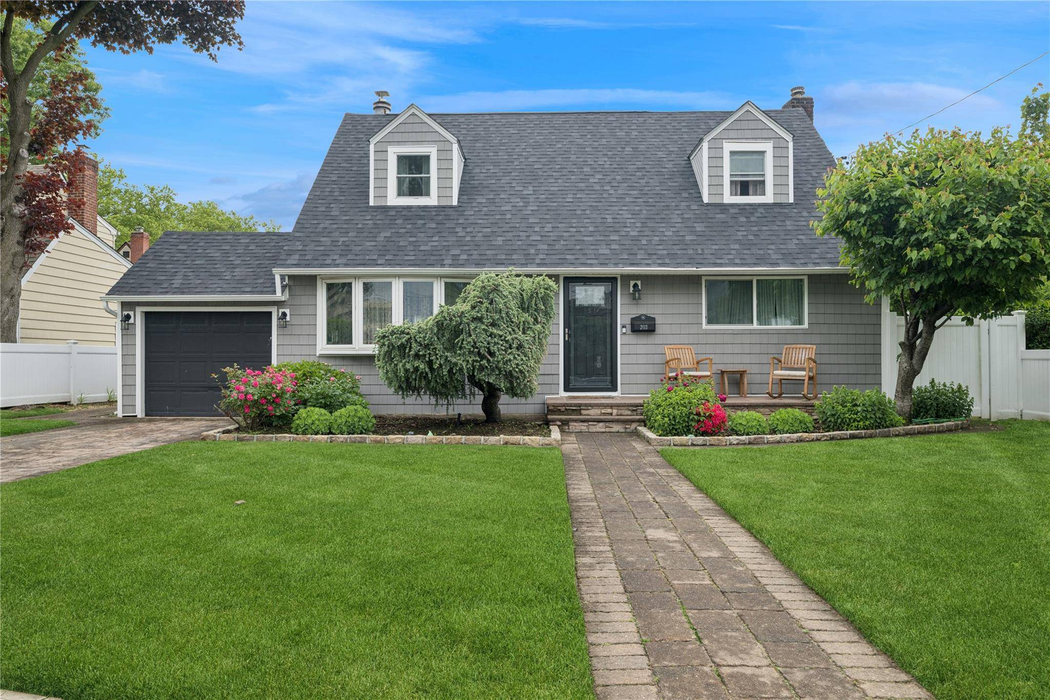 Hicksville, NY 11801,203 Division Avenue