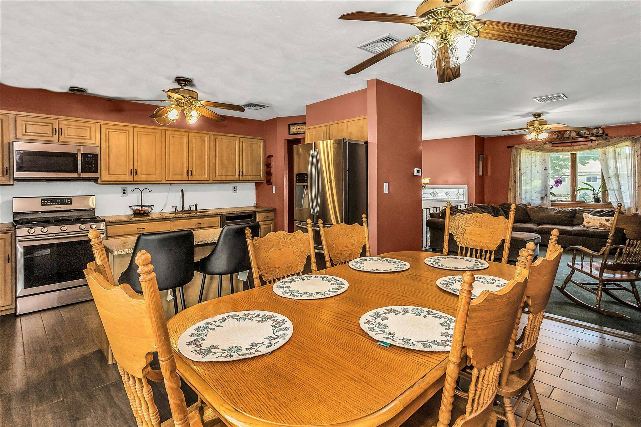 West Islip, NY 11795,100 Doncaster AVE