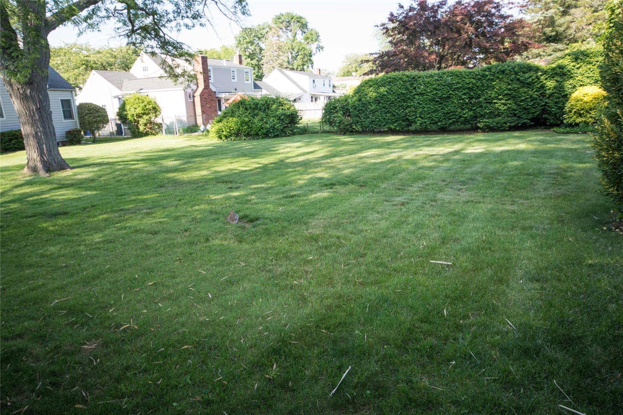 Huntington Station, NY 11746,66 Tippin DR