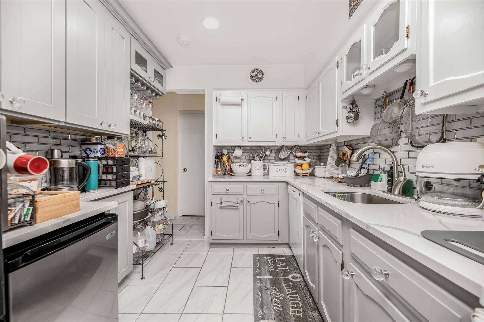 Briarcliff Manor, NY 10562,608 Kemeys Cove #6-08