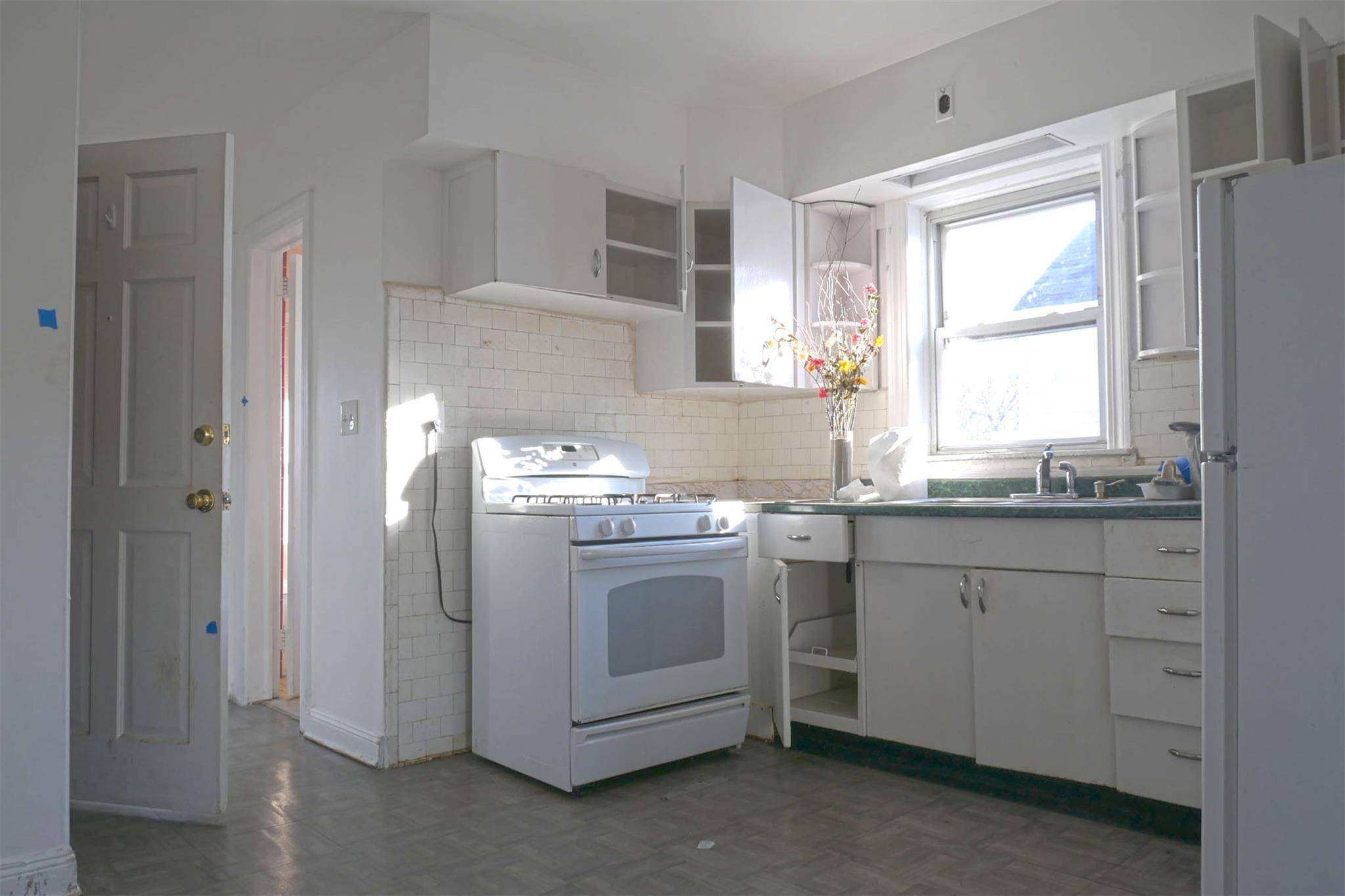 Far Rockaway, NY 11691,284 Beach 19th ST #2nd Floor
