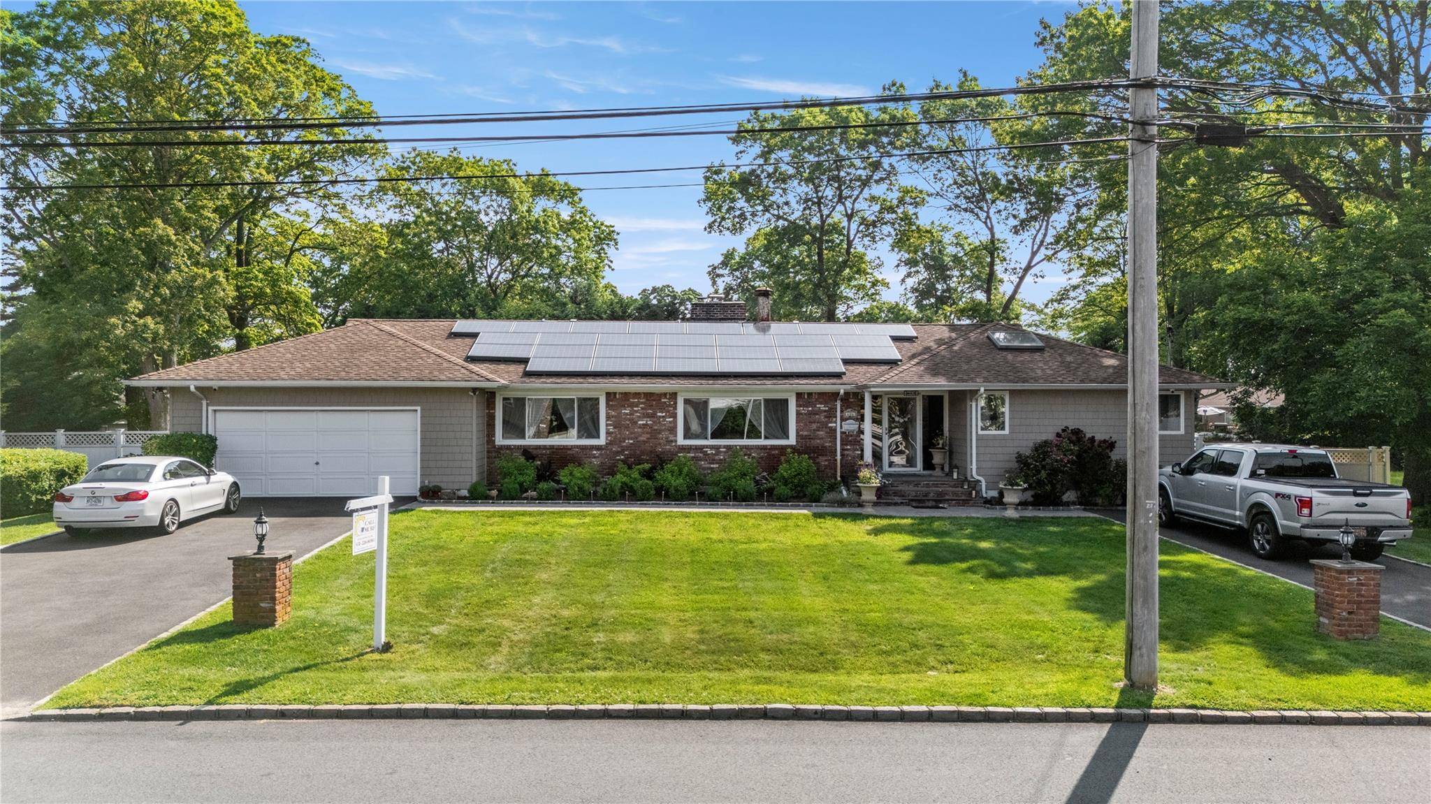 Lindenhurst, NY 11757,626 Grand AVE