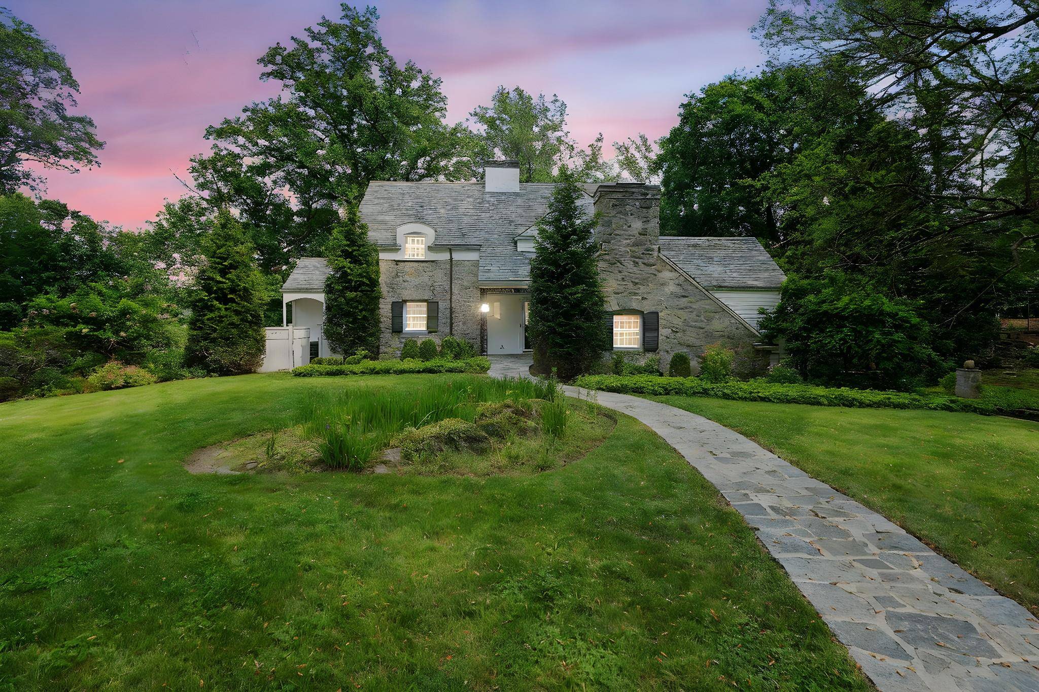 Rye, NY 10580,67 Wendover RD