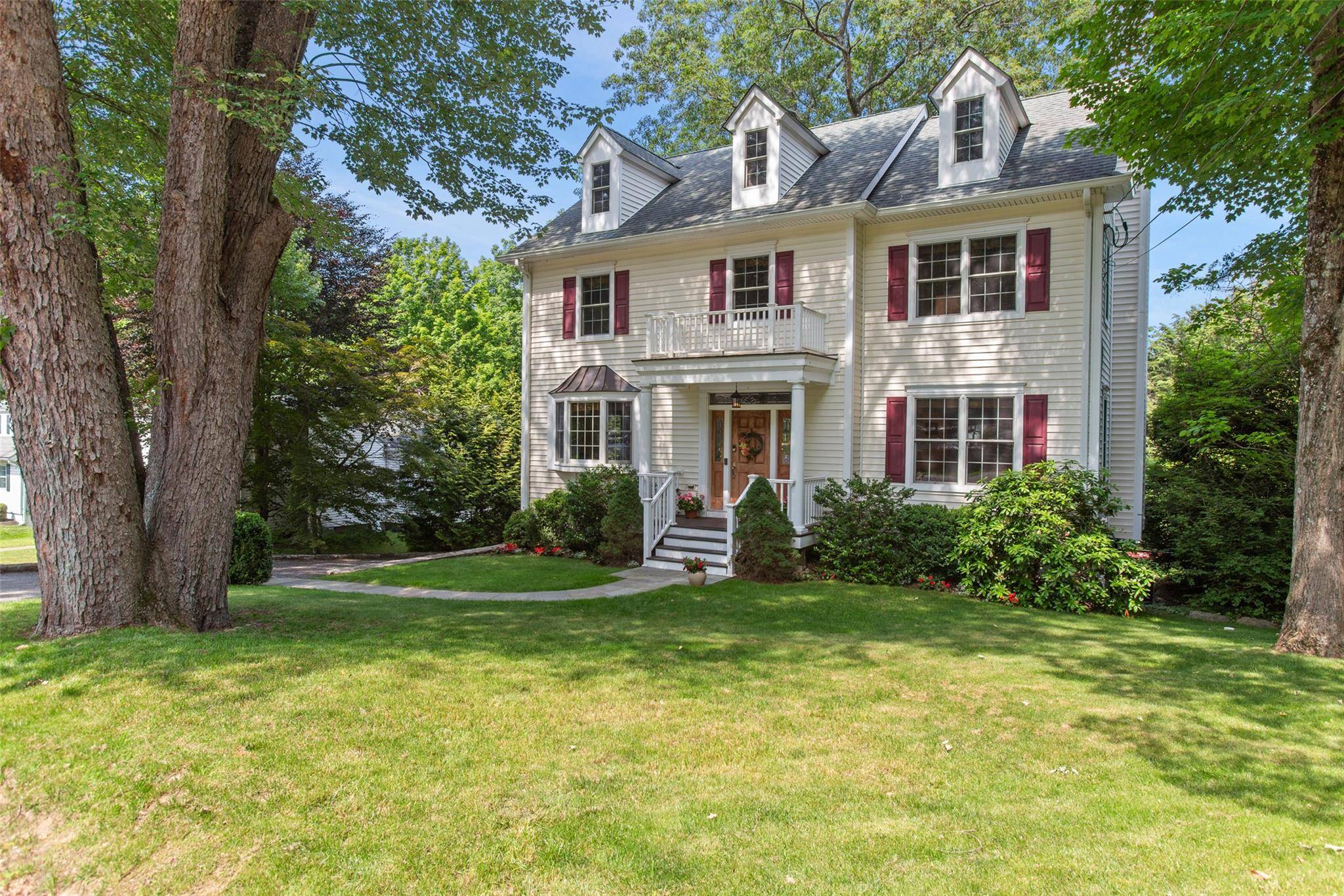 Katonah, NY 10536,28 Pleasant ST