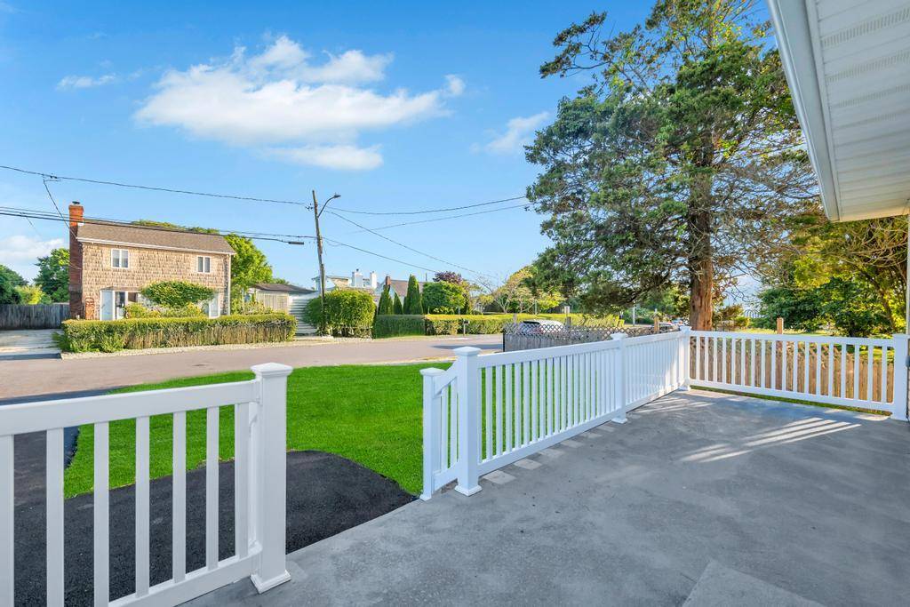 Shirley, NY 11967,7 Argyle DR