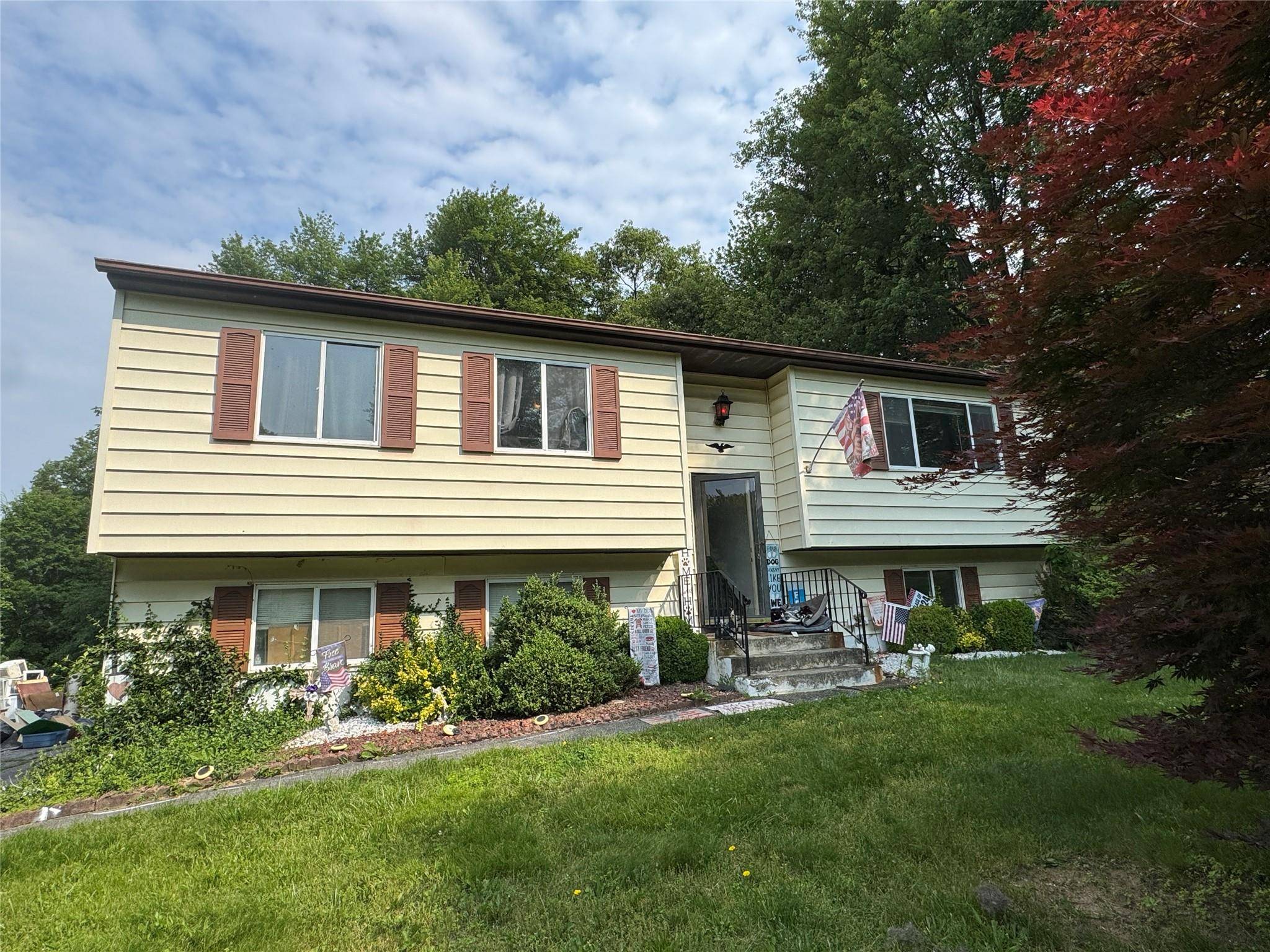 Wappingers Falls, NY 12590,39 Hi View