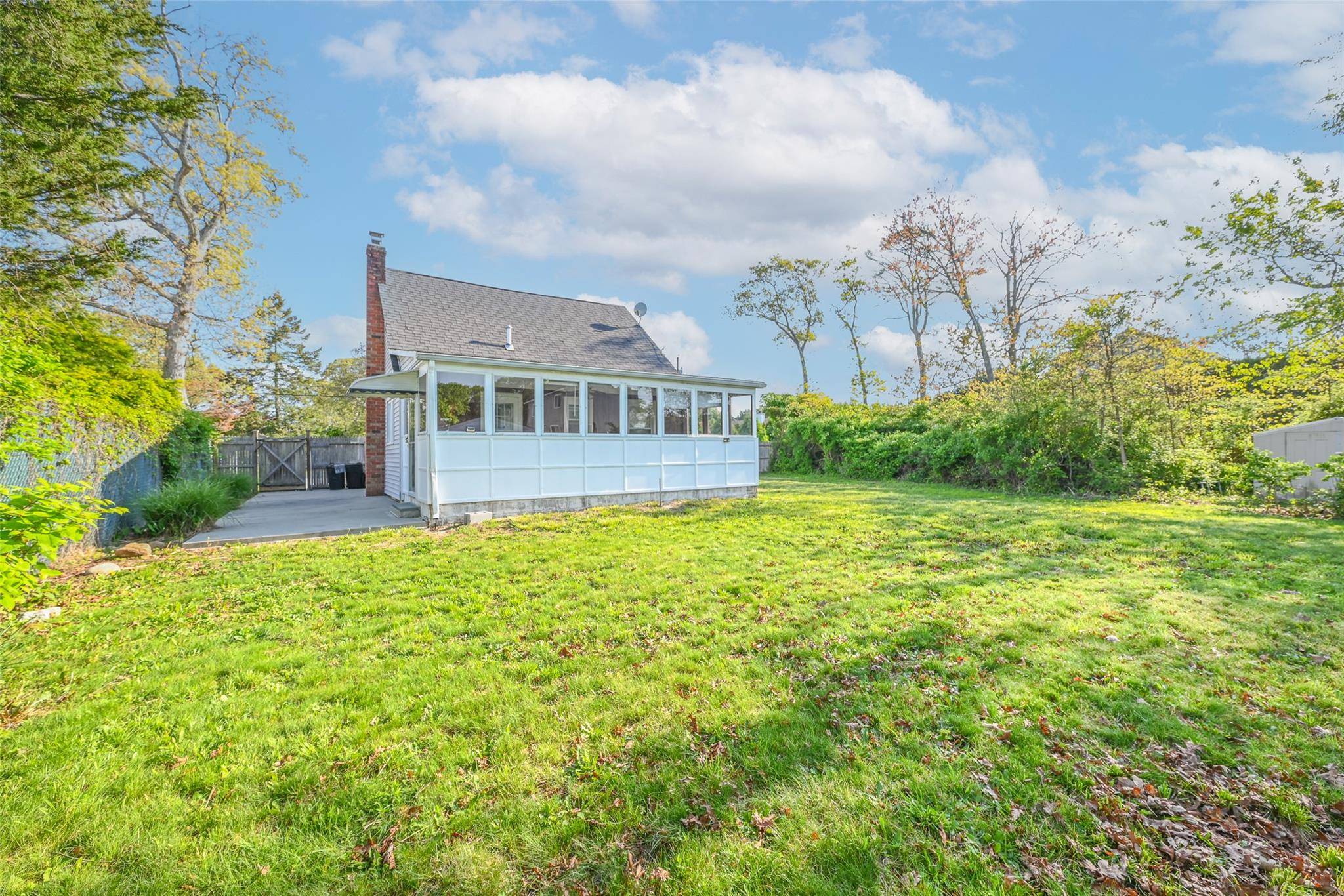 Shirley, NY 11967,36 Westminster DR