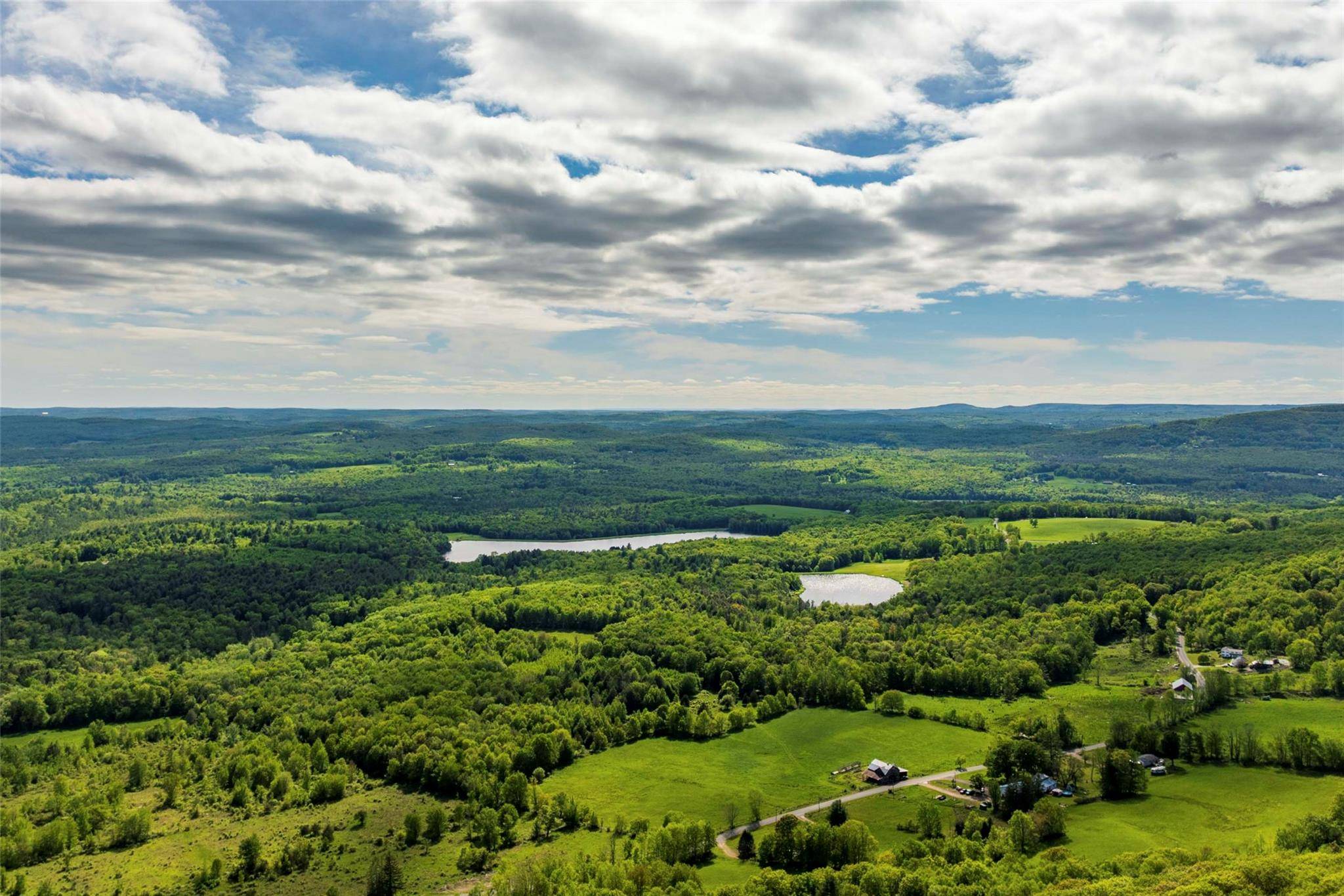 Wawarsing, NY 12489,3 Red Rock RD