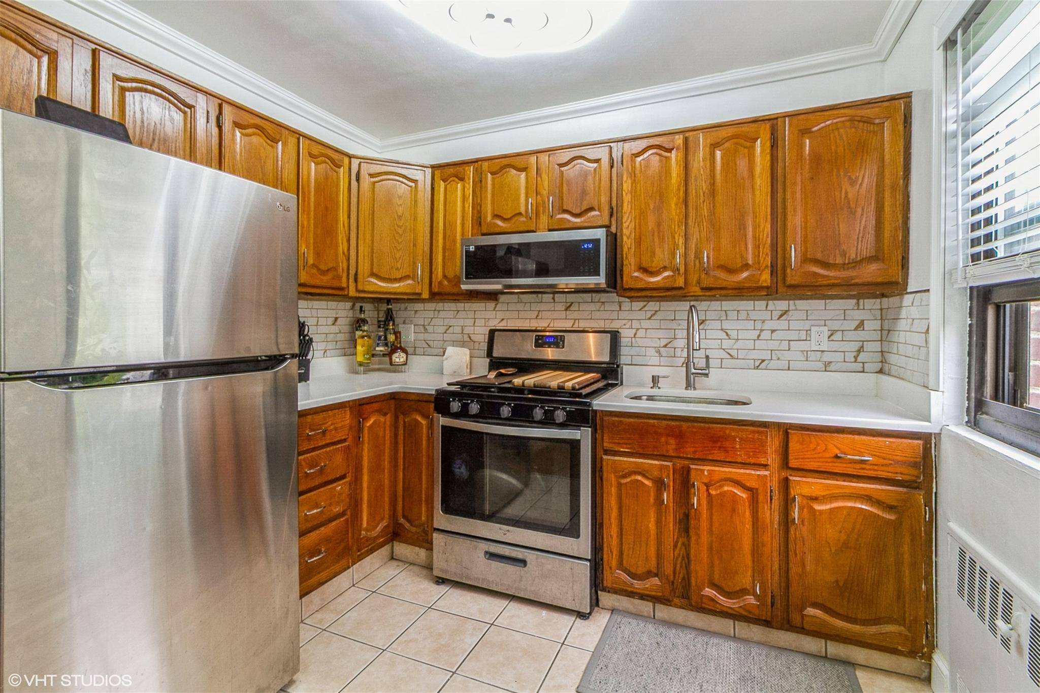 White Plains, NY 10603,17 Lawrence Drive #A
