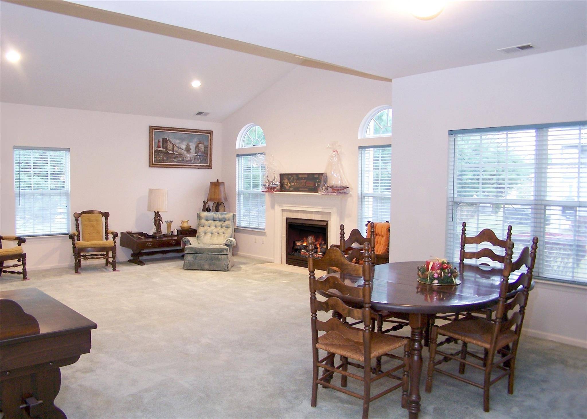 Moriches, NY 11955,497 Oak Bluff CT