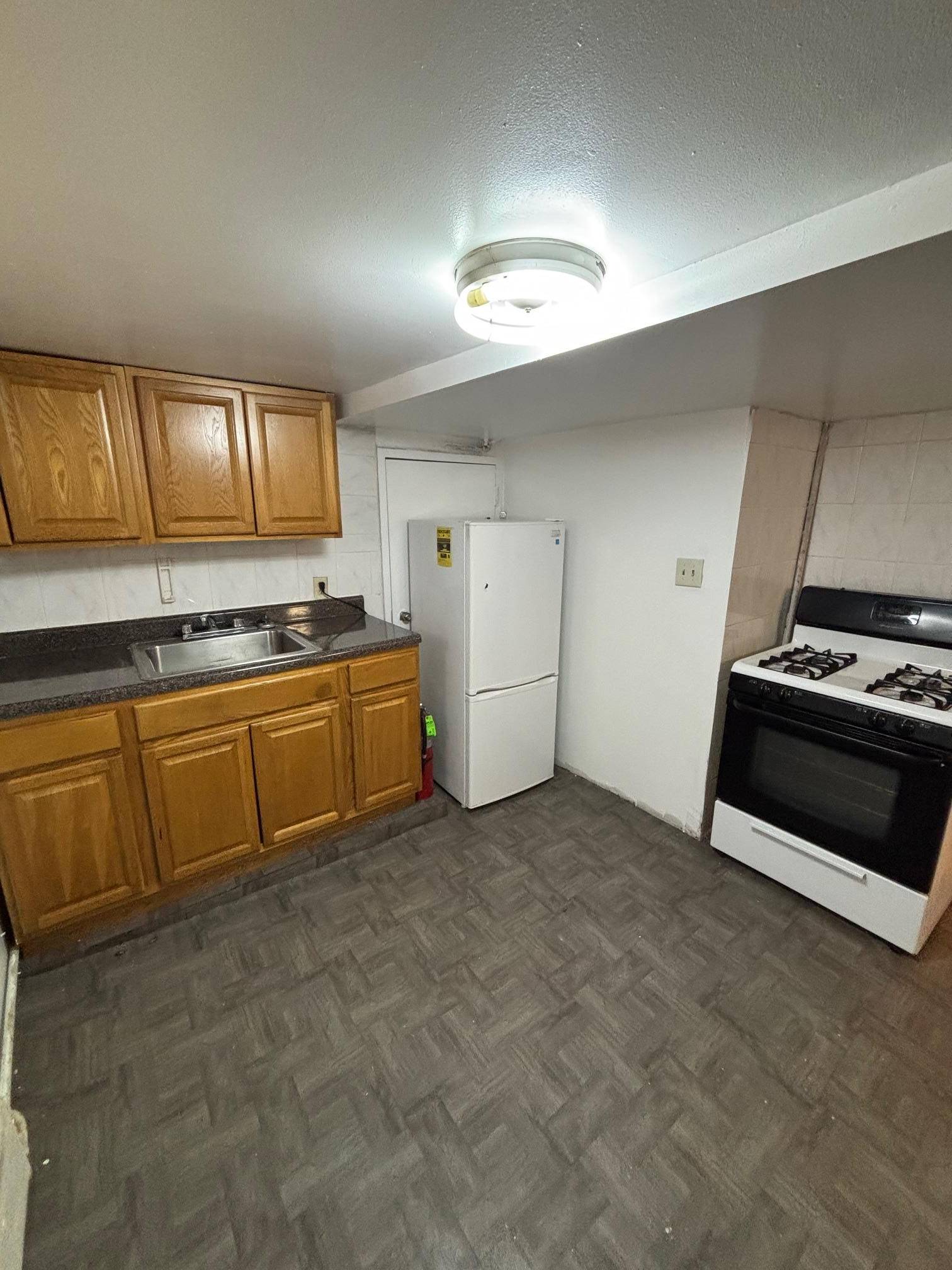 Brooklyn, NY 11210,624 E 26th ST #Bsmt 2