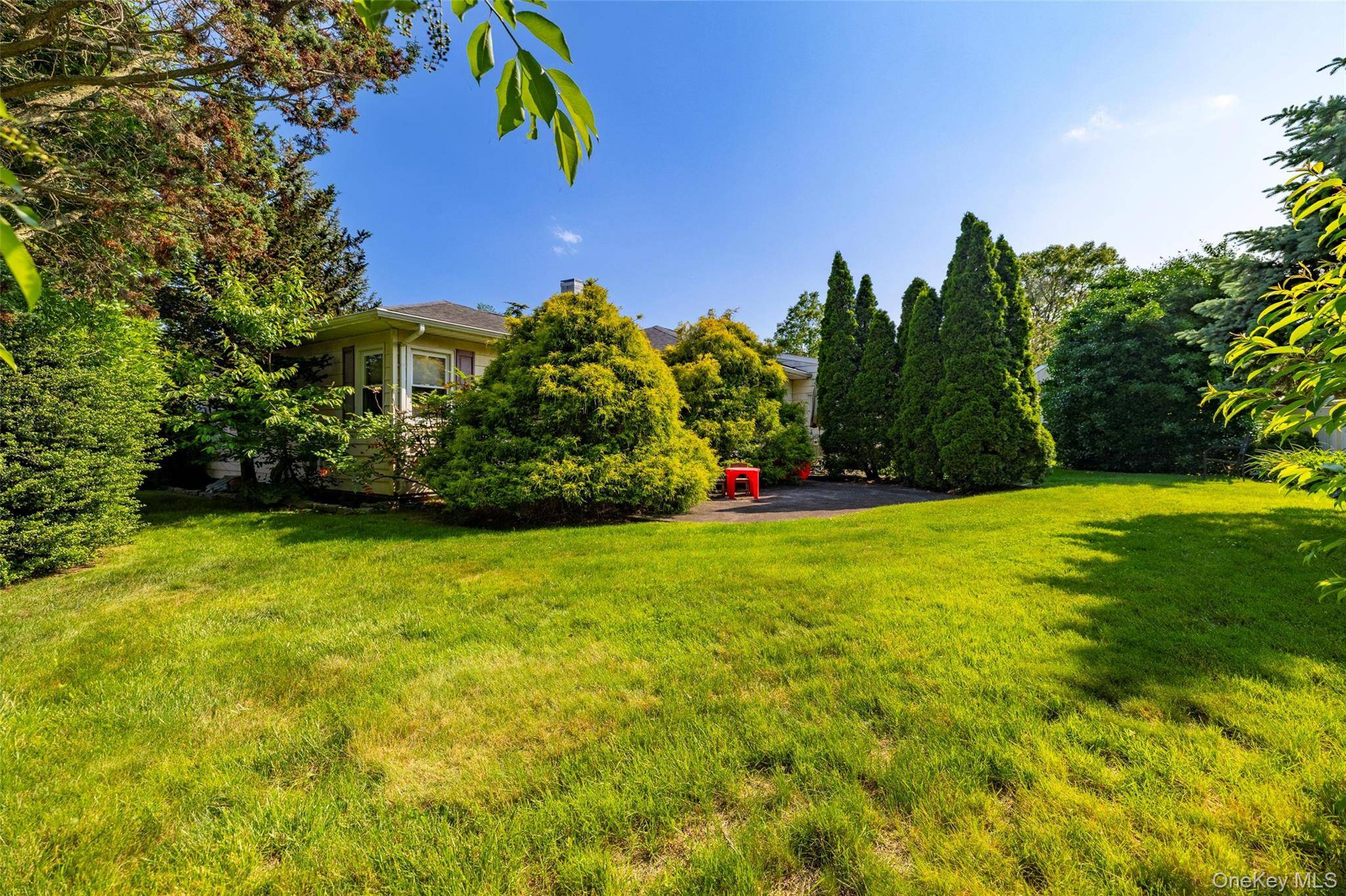 Rockville Centre, NY 11570,172 S Kensington AVE