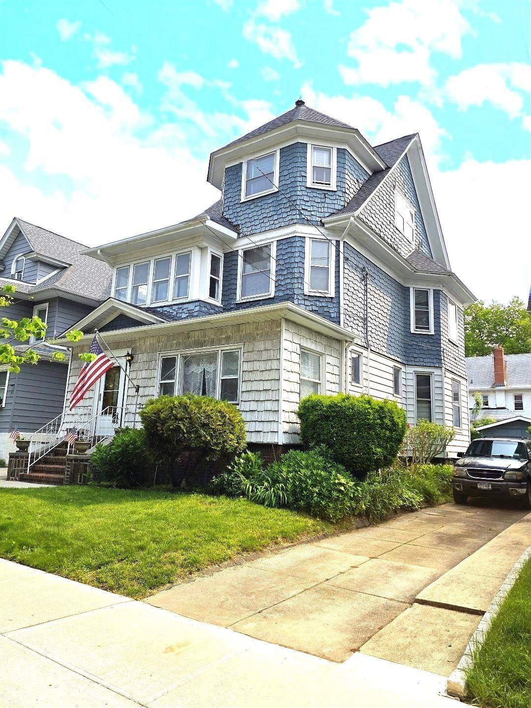 Woodhaven, NY 11421,8741 95th ST