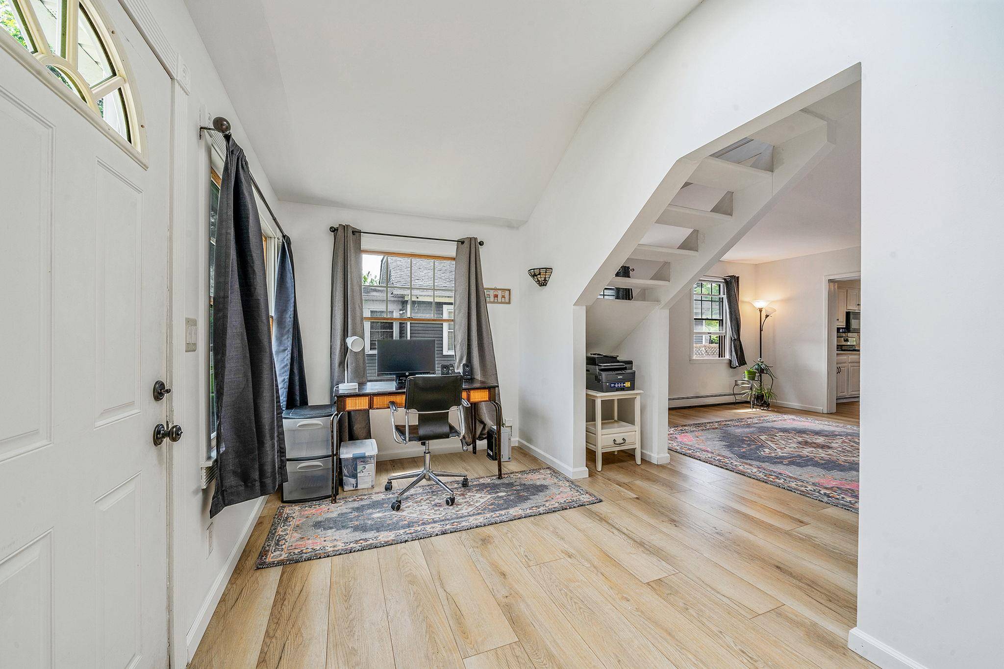 Patchogue, NY 11772,301 Oak ST