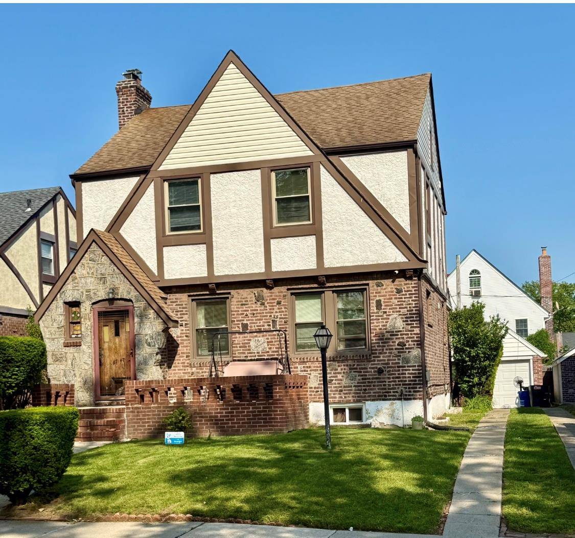 Cambria Heights, NY 11411,11747 222nd ST
