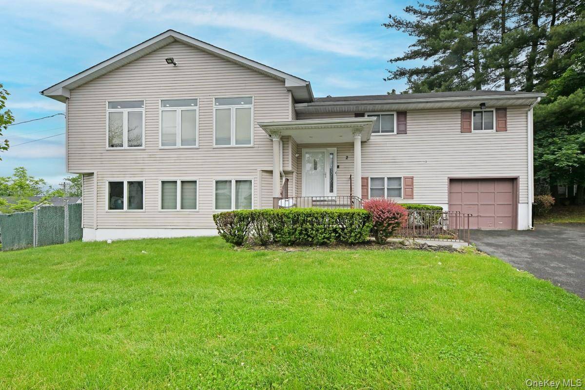 Spring Valley, NY 10977,2 Elener LN