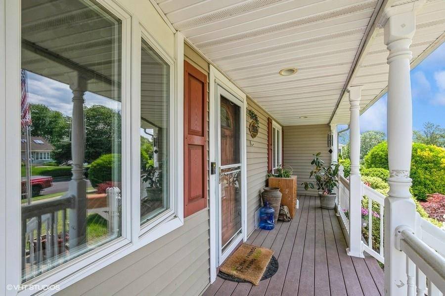 Wantagh, NY 11793,2976 Ruth RD