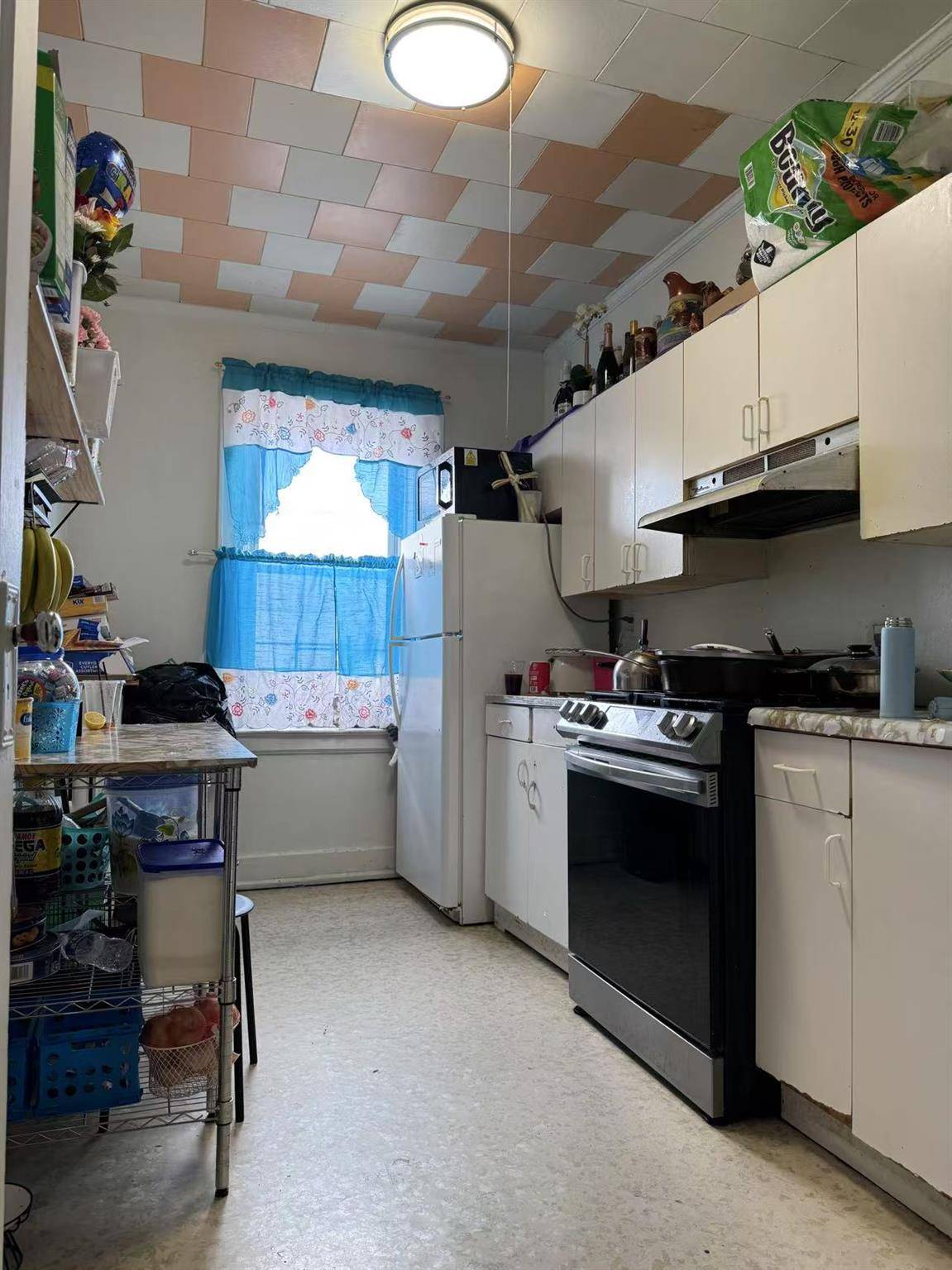South Ozone Park, NY 11420,112-05 Rockaway BLVD