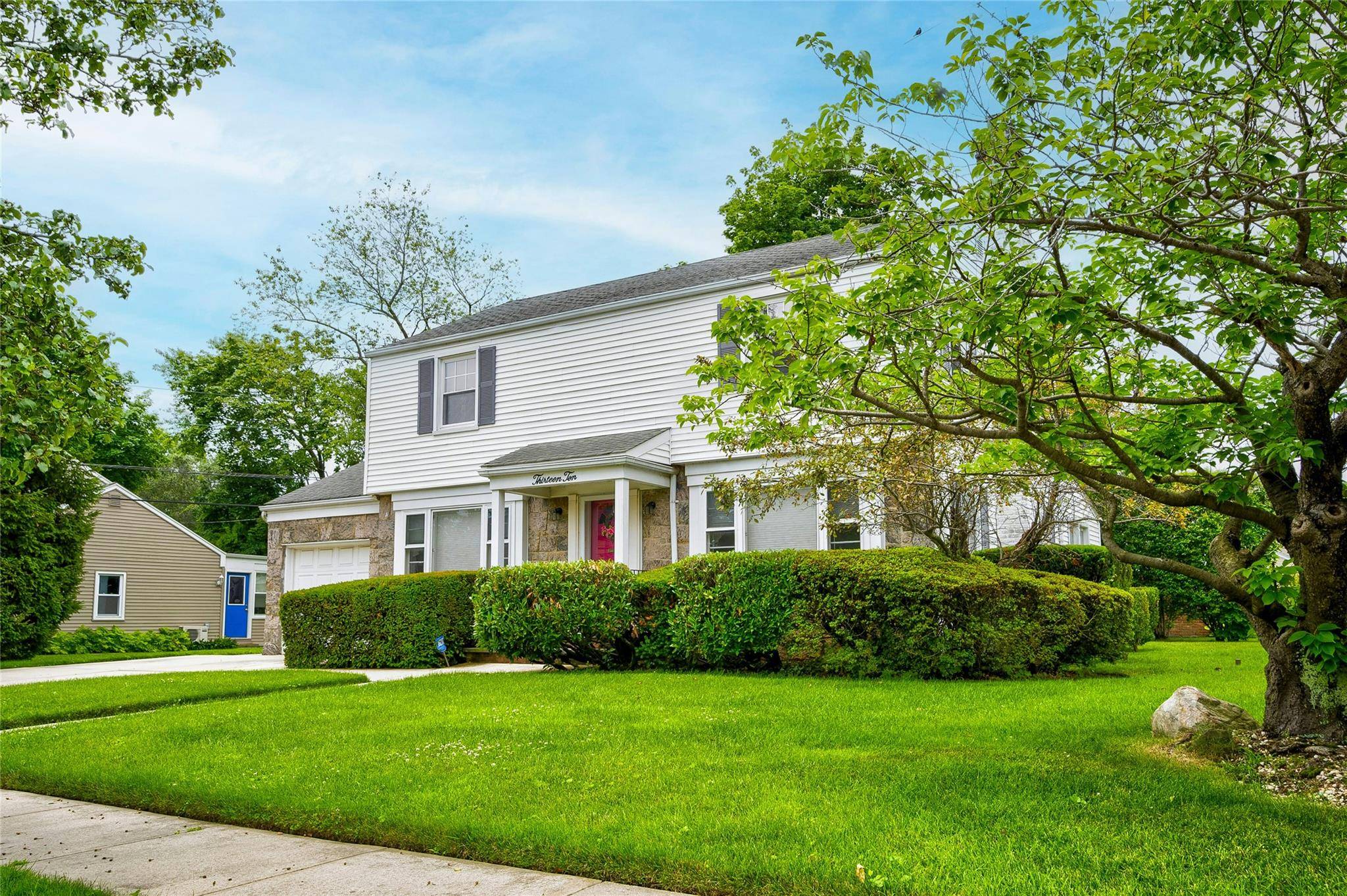 Rockville Centre, NY 11570,1310 Surrey PL