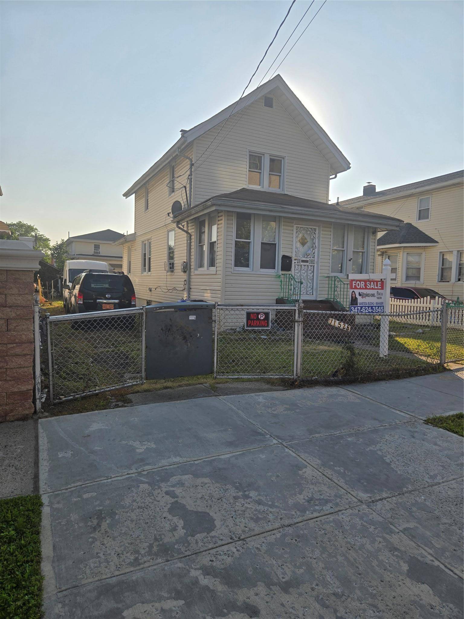 South Ozone Park, NY 11436,115-28 130 street
