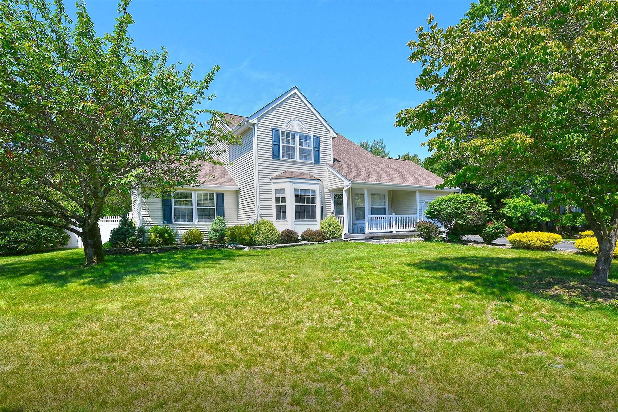 Miller Place, NY 11764,8 Thunder RD