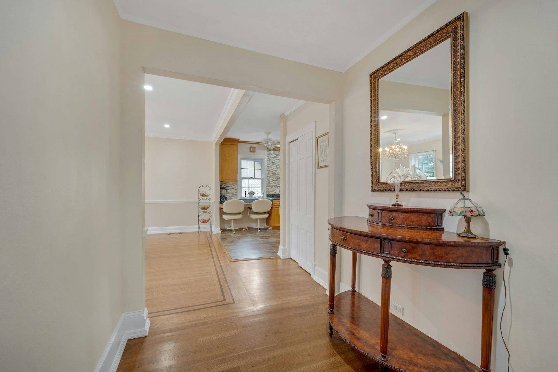 New Rochelle, NY 10801,38 Pelhamside DR