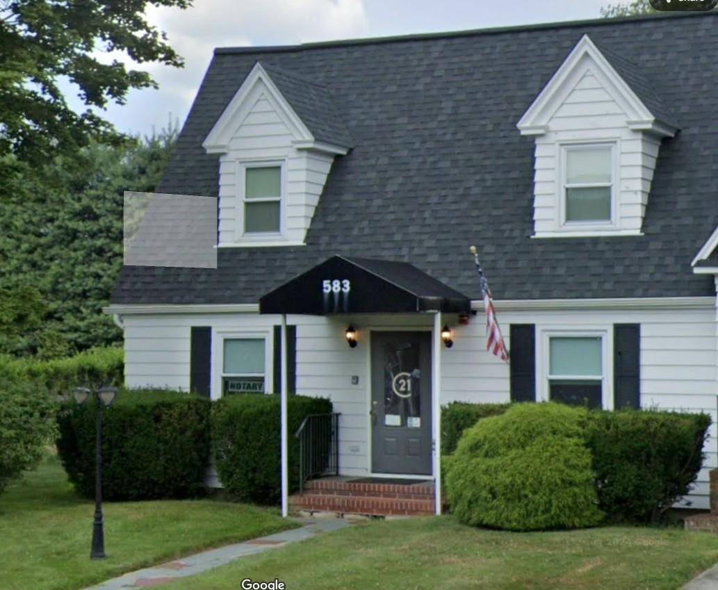 East Moriches, NY 11940,583 Montauk HWY