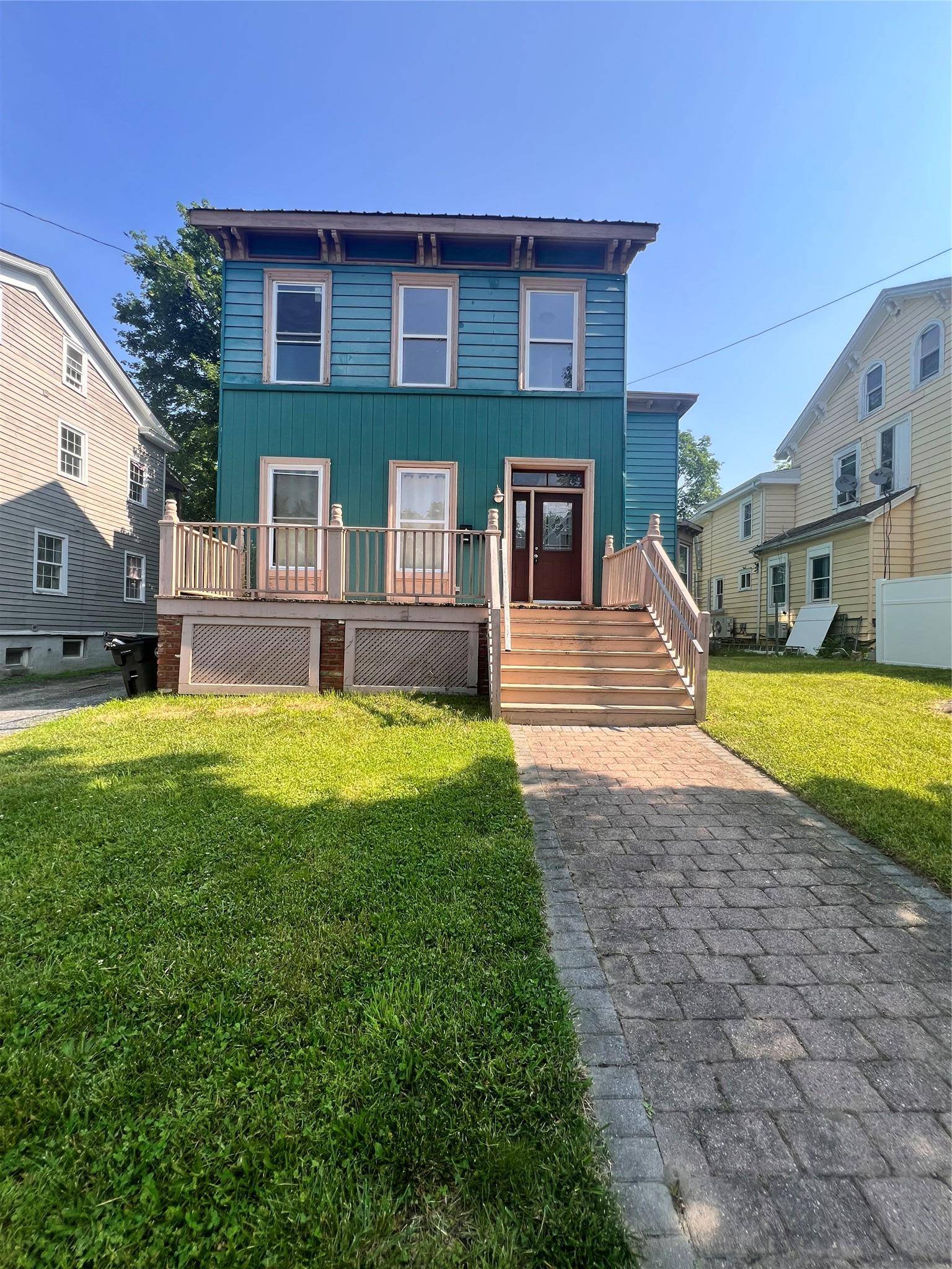 Poughkeepsie, NY 12601,9 High ST #2