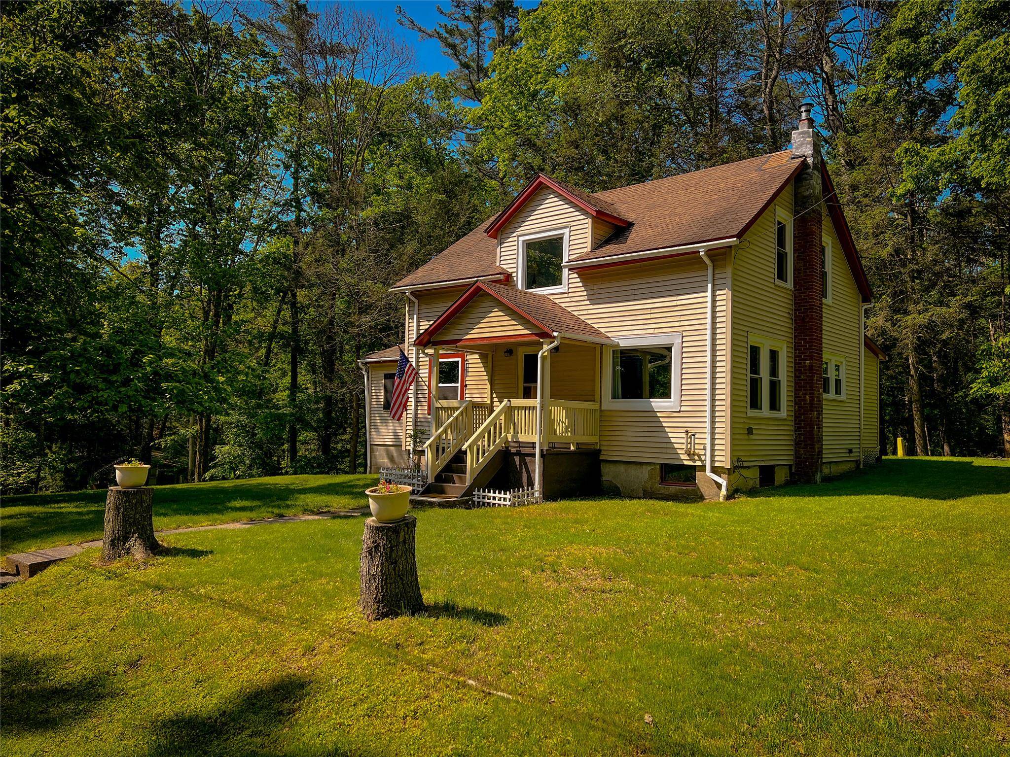 Eldred, NY 12732,27 Airport RD