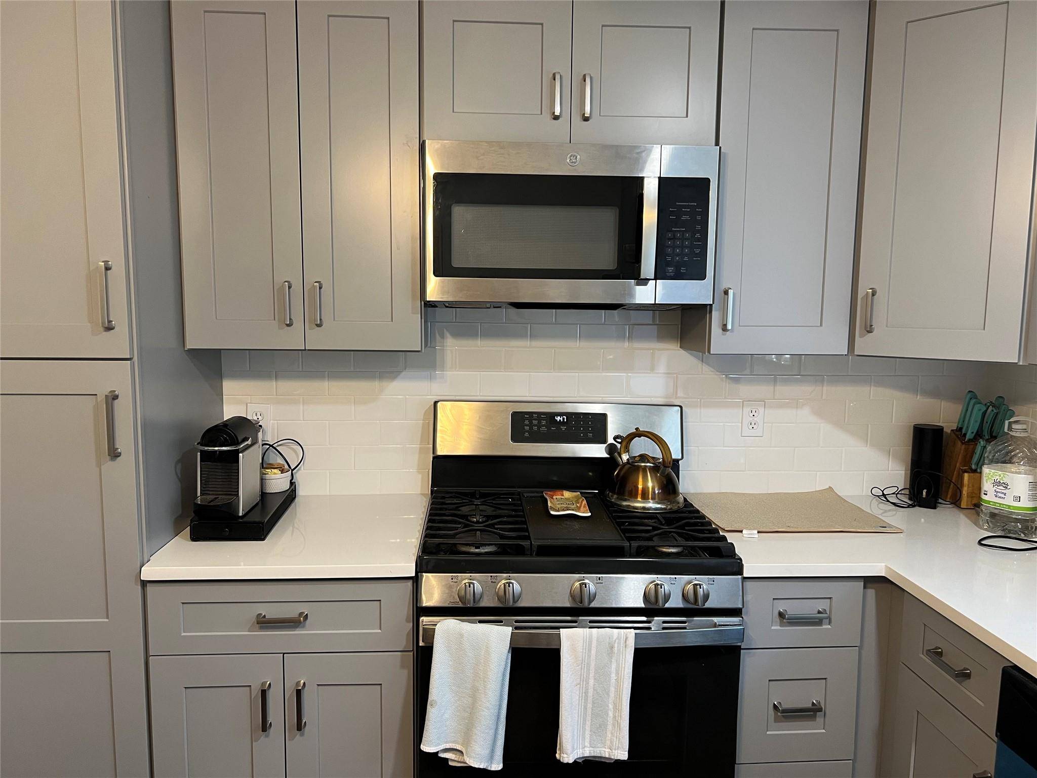 Glen Cove, NY 11542,Address not disclosed