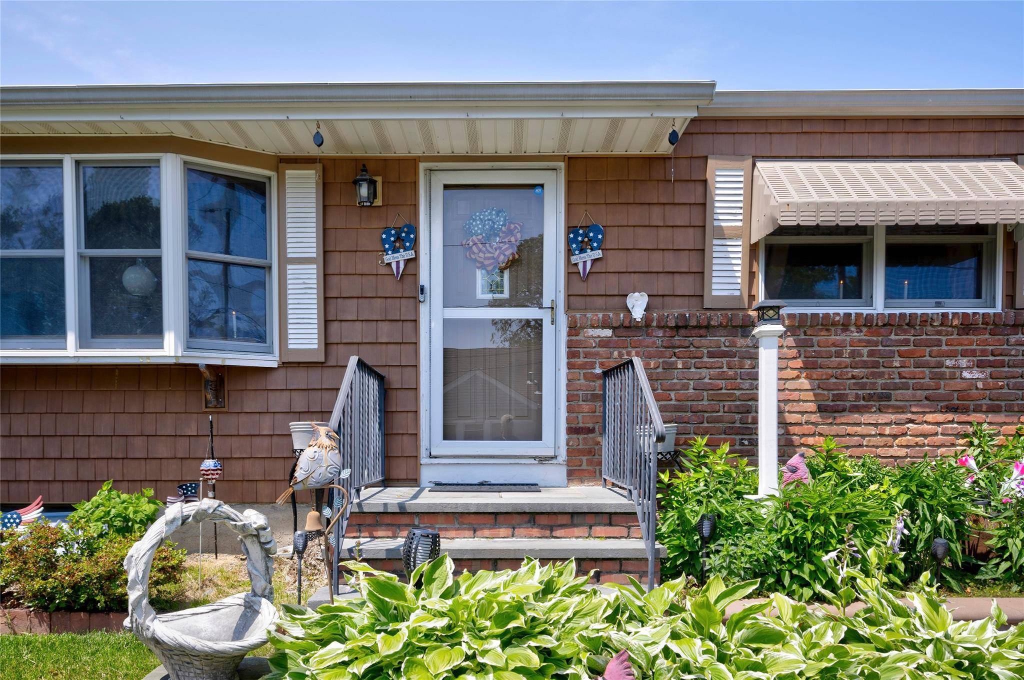 Huntington Station, NY 11746,30 W 12th ST