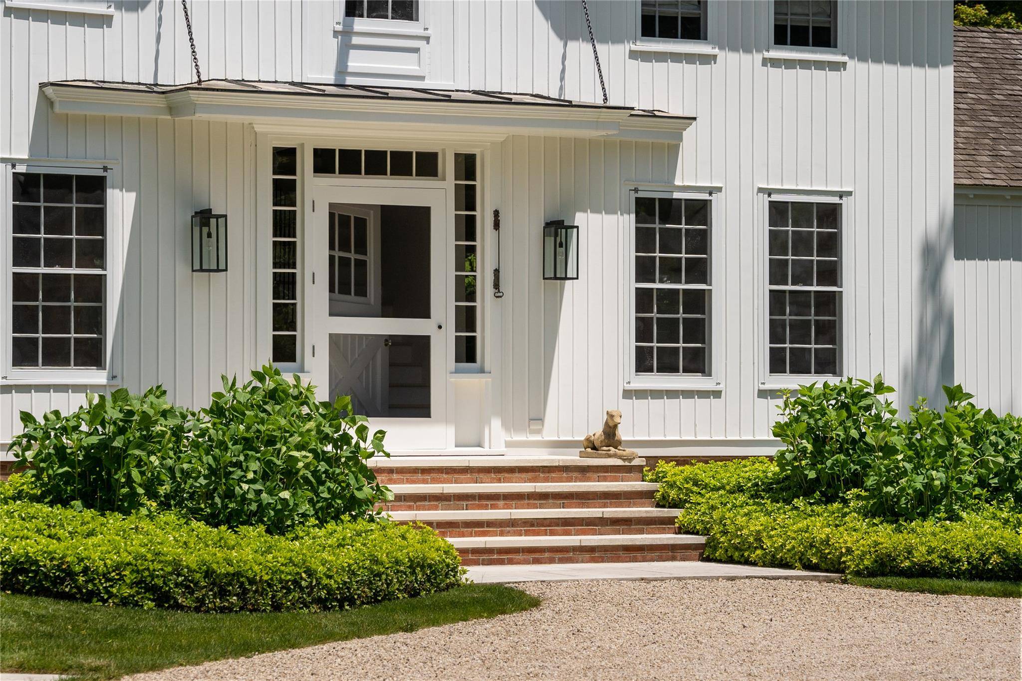 Bridgehampton, NY 11932,182 Church LN
