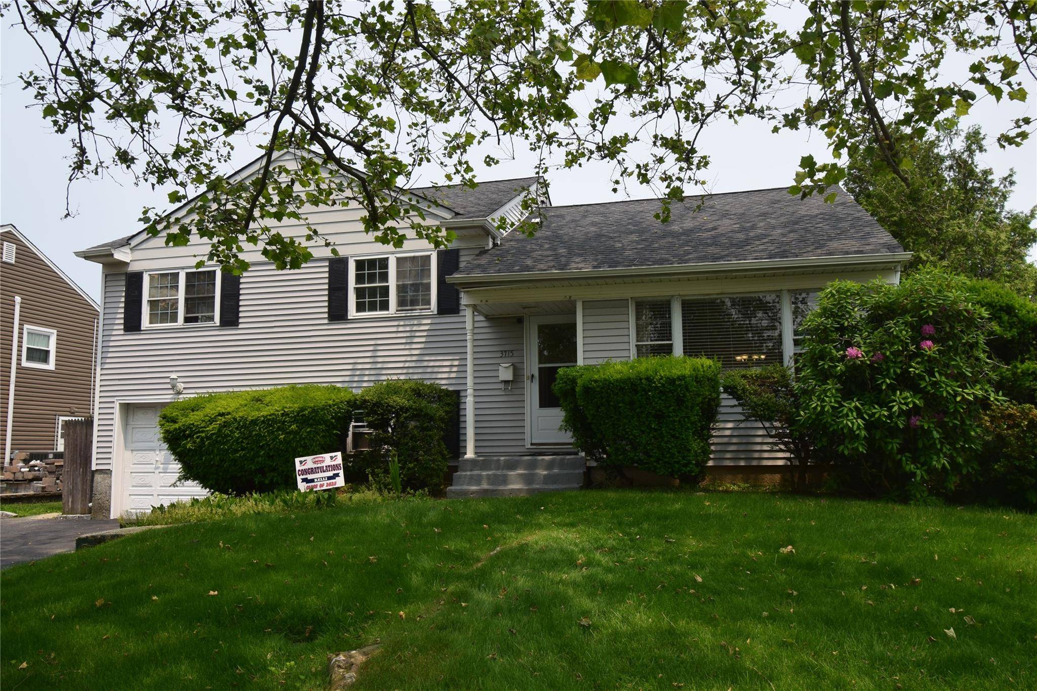 Wantagh, NY 11793,3715 Regent LN