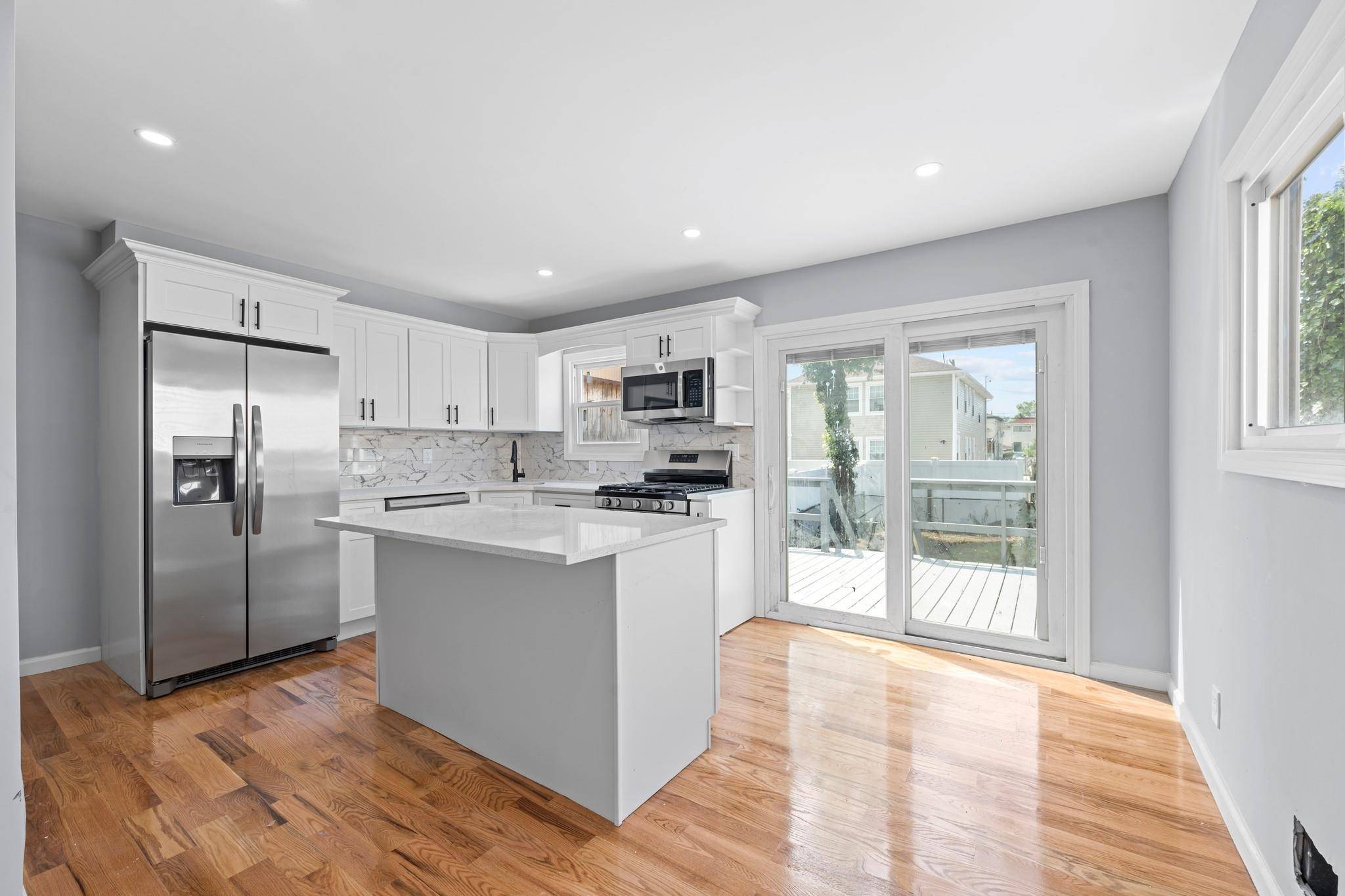Rosedale, NY 11422,24524 148th RD
