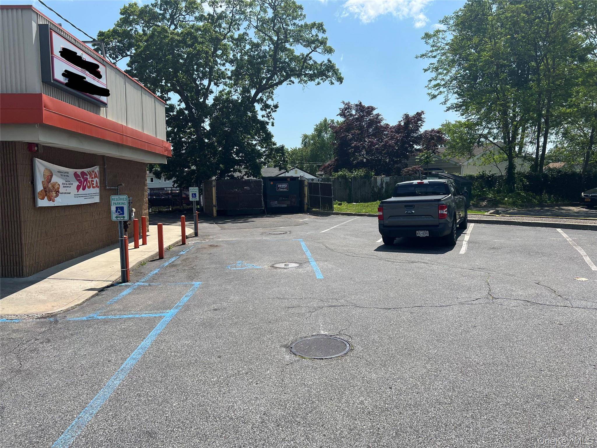 Farmingville, NY 11738,628 Horseblock Road