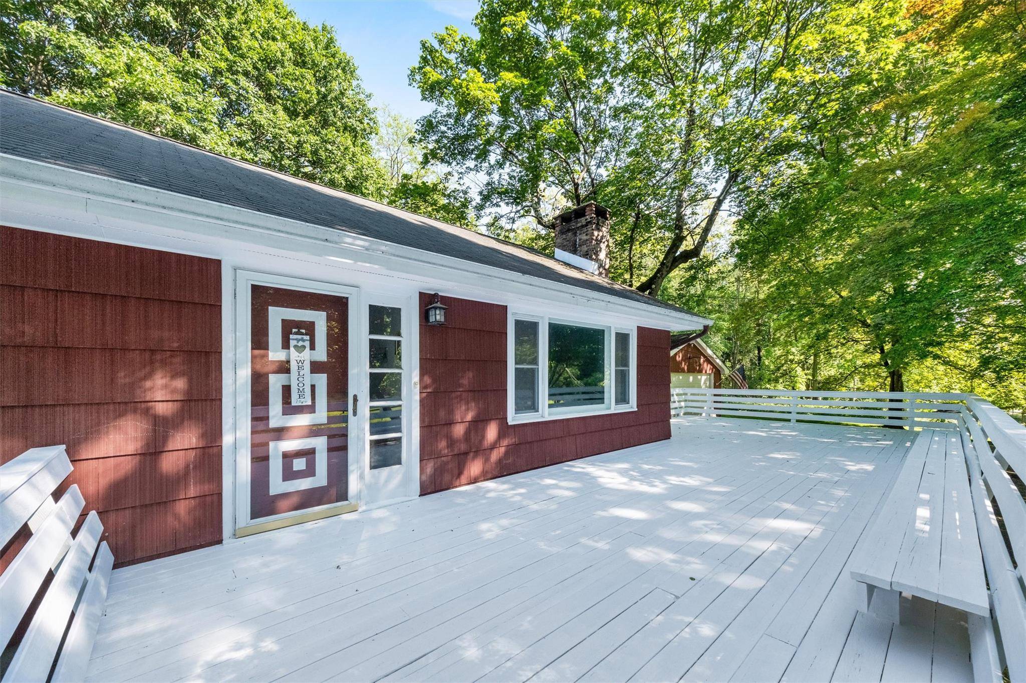 Millbrook, NY 12545,23 Johnson LN