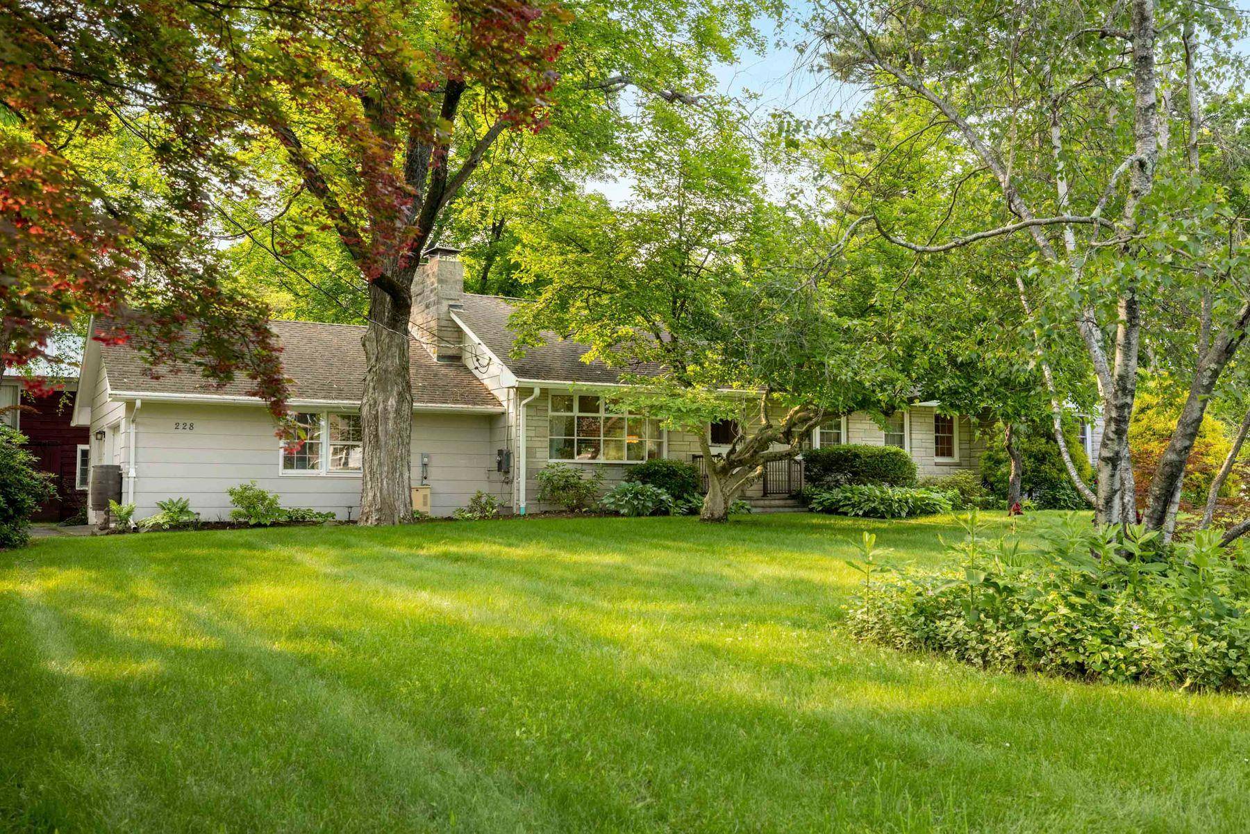 Tillson, NY 12486,228 Maple AVE