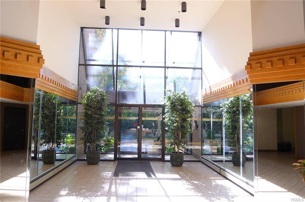 Scarsdale, NY 10583,508 Central Park AVE #5209