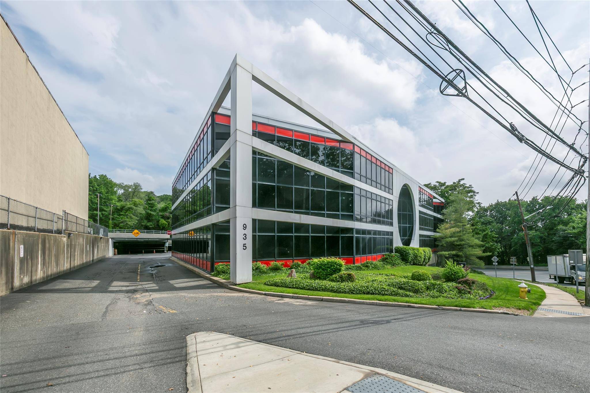 Great Neck, NY 11021,935 Northern BLVD #105