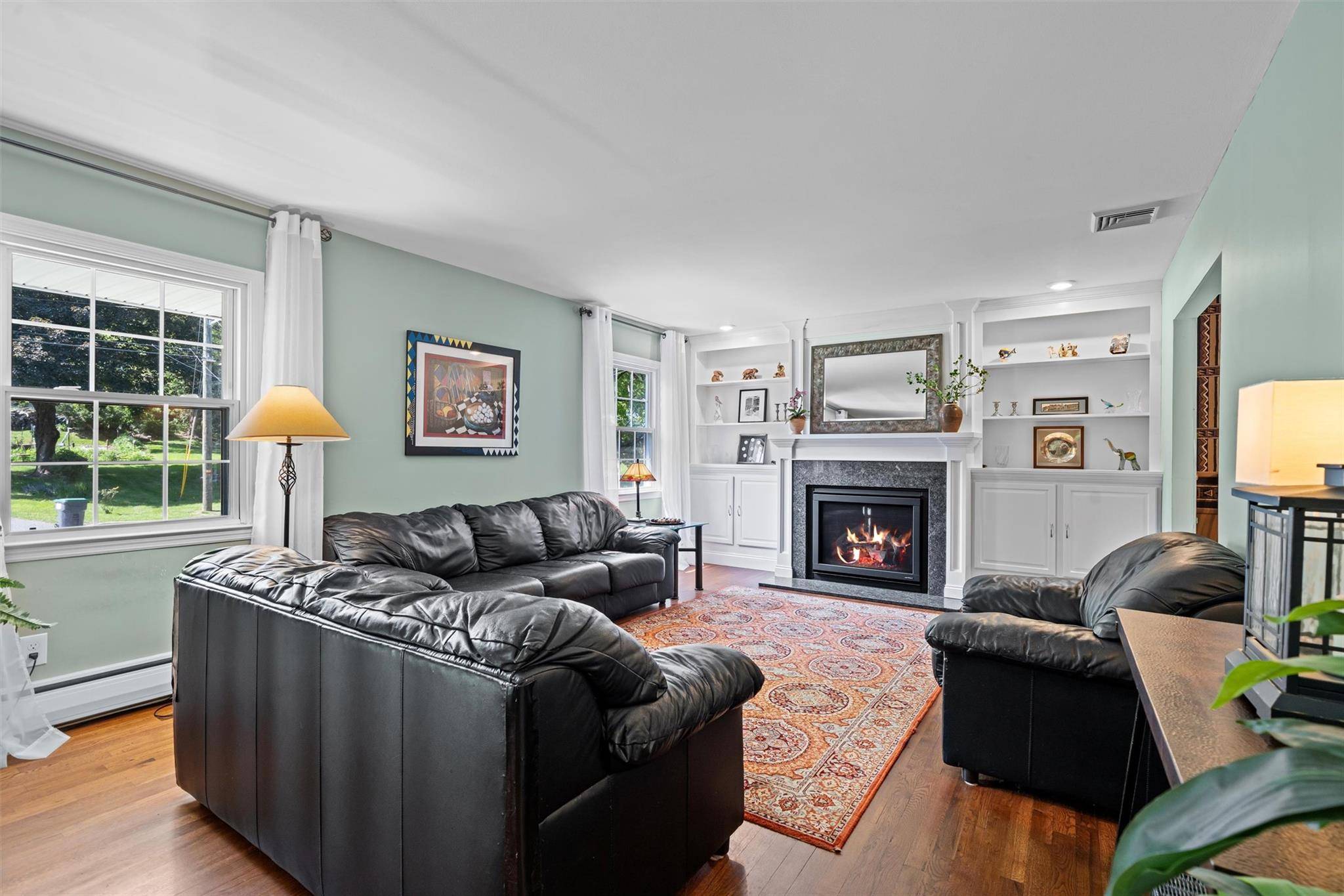 Highland Mills, NY 10930,8 Adrianne DR