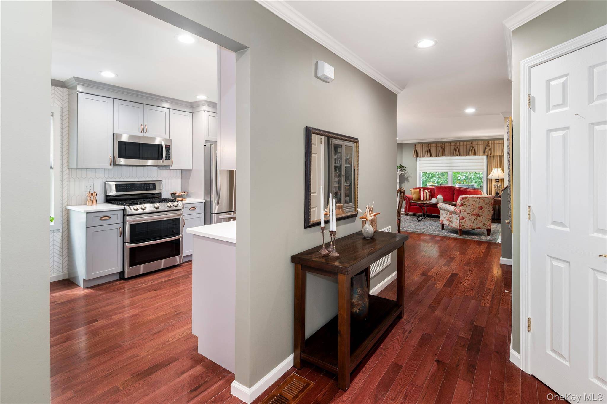 Briarcliff Manor, NY 10510,401 Glenwood DR #401