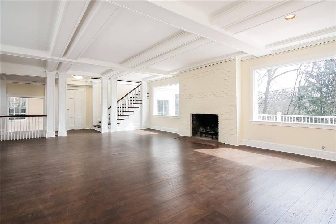 Scarsdale, NY 10583,50 Greenacres AVE