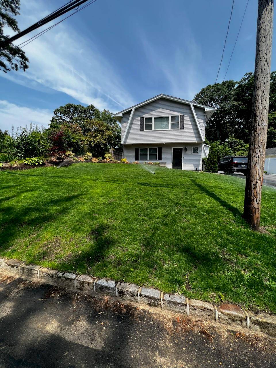 Huntington, NY 11746,26 Cedarwood DR
