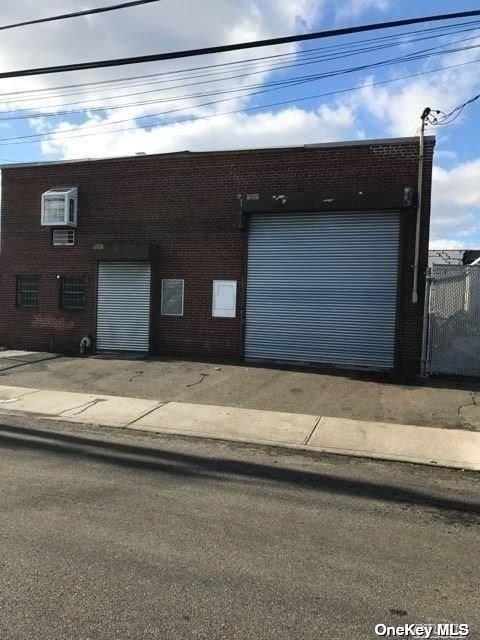 Elmont, NY 11003,19 Hillsboro AVE