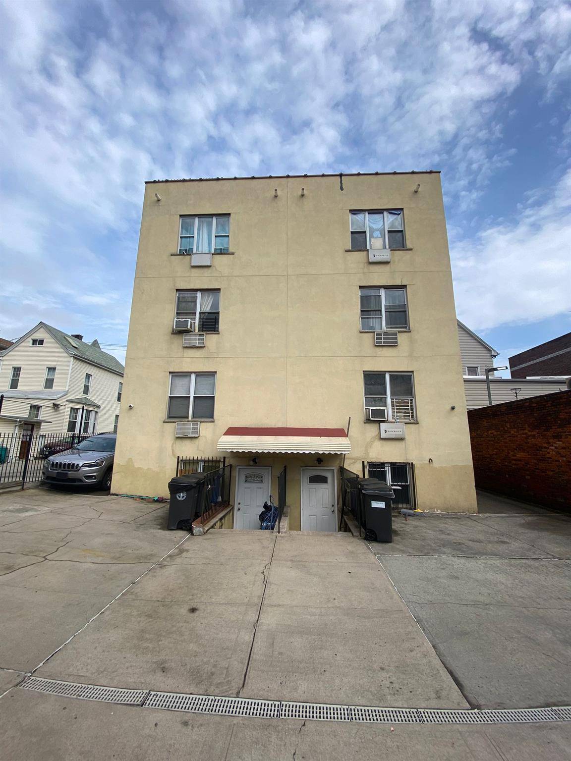 Bronx, NY 10460,1457 Rosedale AVE