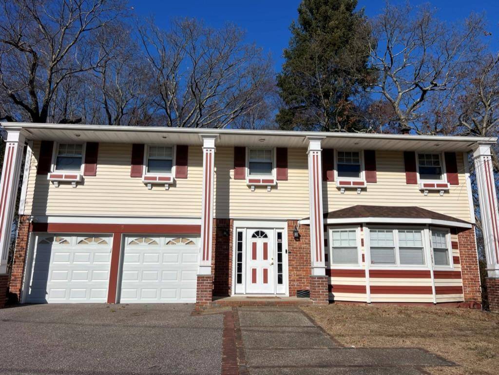 East Setauket, NY 11733,19 Campus DR