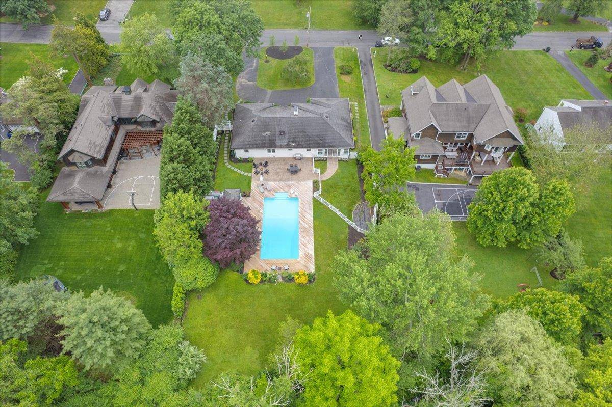 Rye Brook, NY 10573,9 Loch LN
