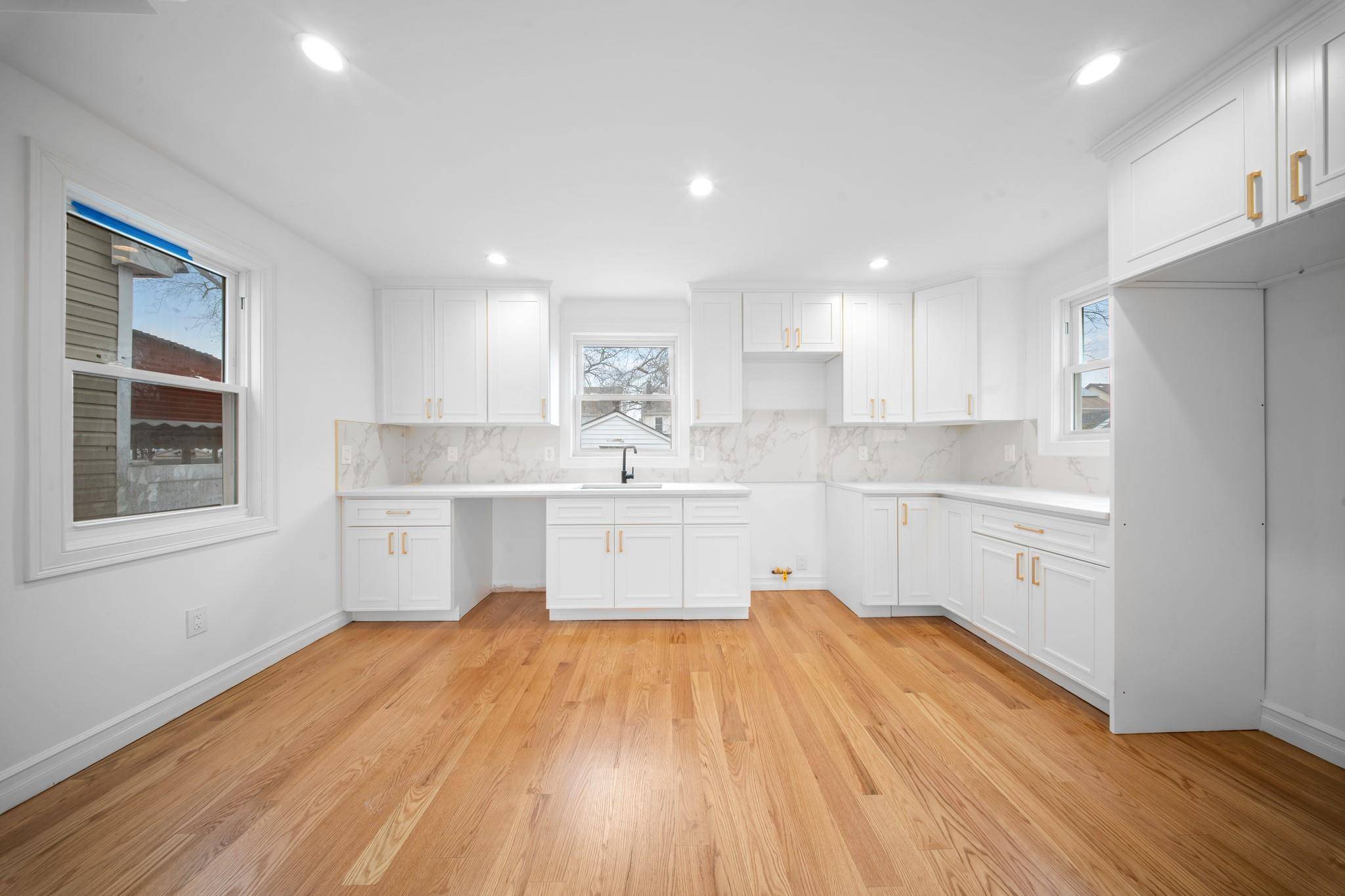 Jamaica, NY 11436,11636 140th ST