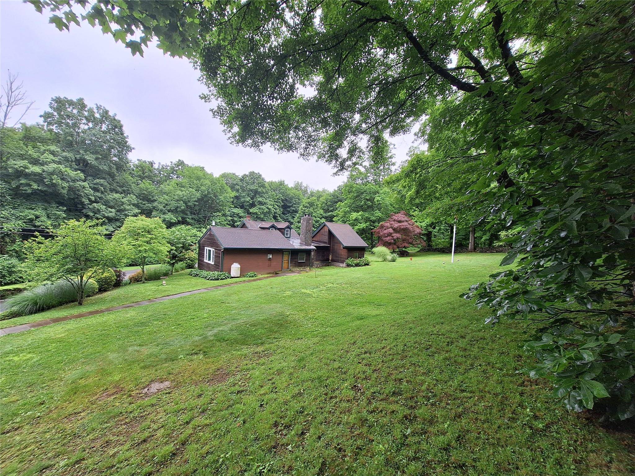 Ossining, NY 10562,1002 Kitchawan RD