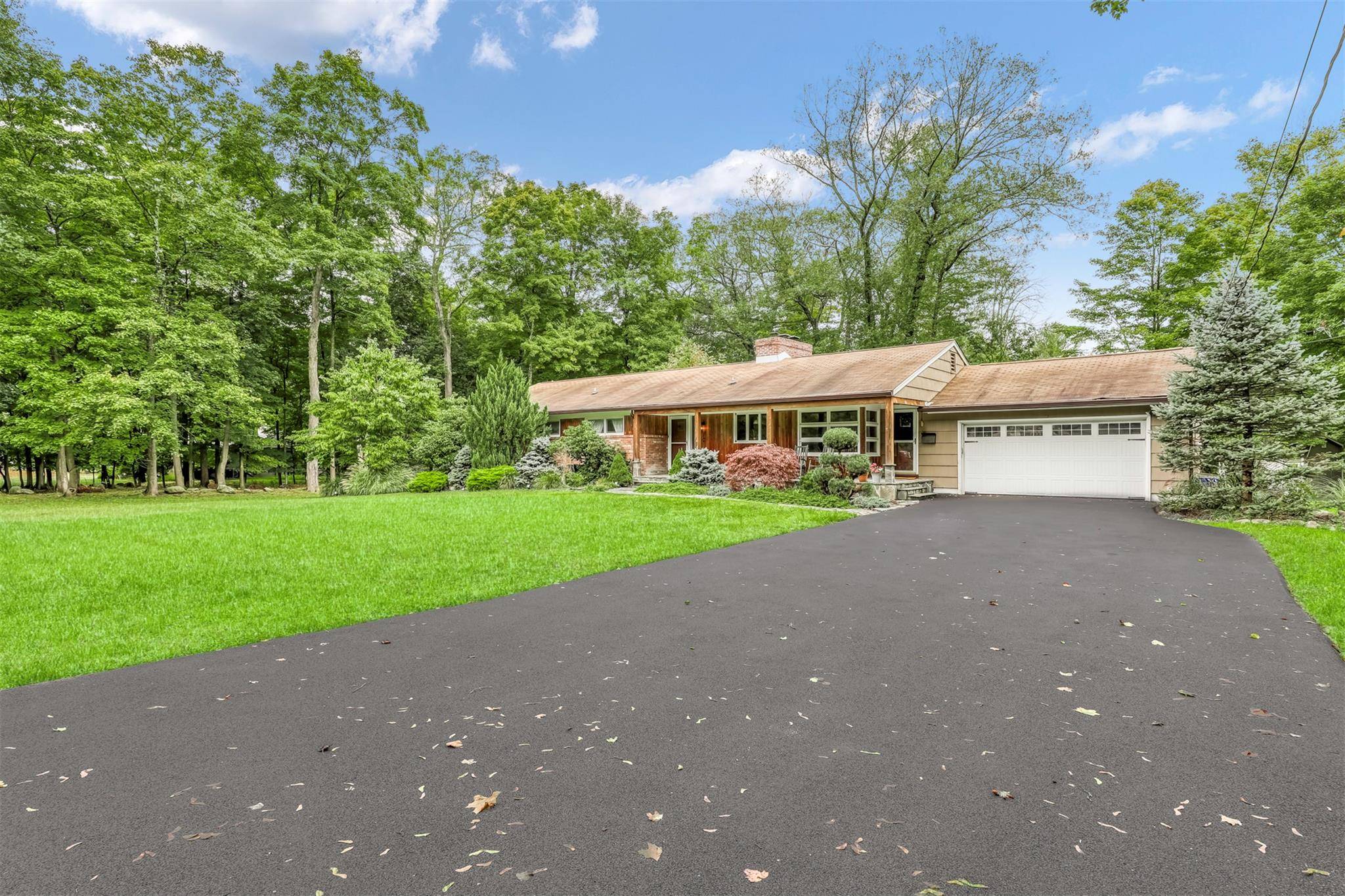 Montebello, NY 10901,47 Mayer DR